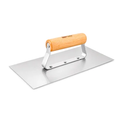 Desempenadeira Baupower de aço carbono de 12 por 25 centímetros com cabo de madeira, em fundo branco