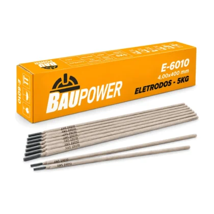 Caixa laranja de eletrodos Baupower E-6010 de 4,00 por 400 milímetros, embalagem de 5 quilos, com eletrodos de revestimento bege ao lado, em fundo branco